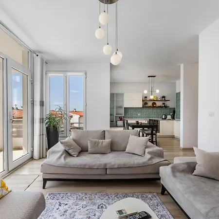 Apartamento Calm Living 2br In Residential Area By Pikhost *