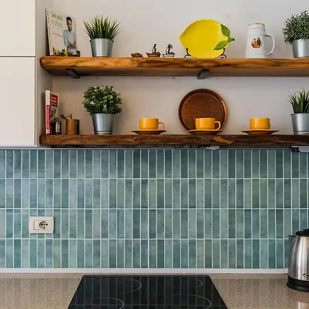 Calm Living 2br In Residential Area By Pikhost * 地拉那