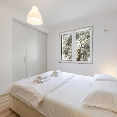 公寓 Calm Living 2br In Residential Area By Pikhost *